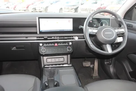 EF25ZKJ Hyundai Tucson 1.6T Plug-in Hybrid Ultimate 5dr Auto Thumbnail #14