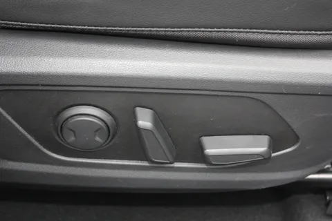 EF25ZKJ Hyundai Tucson 1.6T Plug-in Hybrid Ultimate 5dr Auto Thumbnail #20