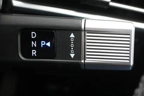 EF25ZKJ Hyundai Tucson 1.6T Plug-in Hybrid Ultimate 5dr Auto Thumbnail #28