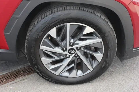 EK22VTE Hyundai Tucson 1.6 TGDi Premium 5dr 2WD Thumbnail #4