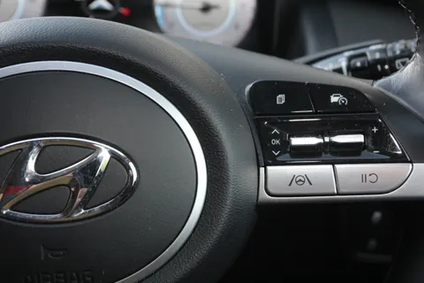 EK22VTE Hyundai Tucson 1.6 TGDi Premium 5dr 2WD Thumbnail #21