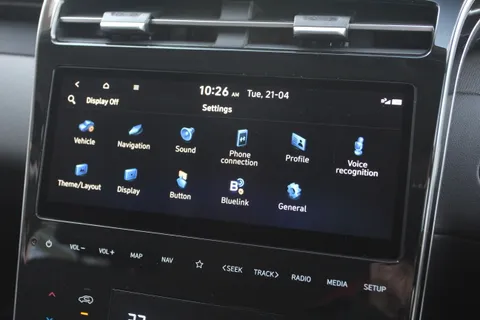 EK22VTE Hyundai Tucson 1.6 TGDi Premium 5dr 2WD Thumbnail #30