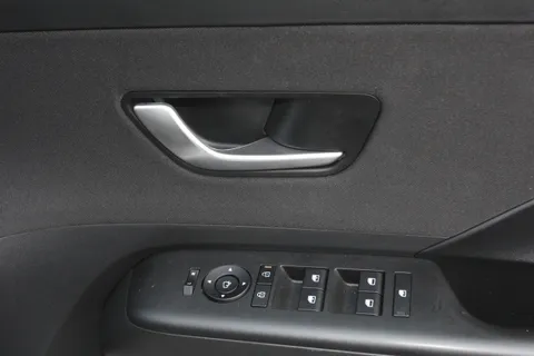 LD25OCO Hyundai Kona 1.0T 100 Advance 5dr Thumbnail #15