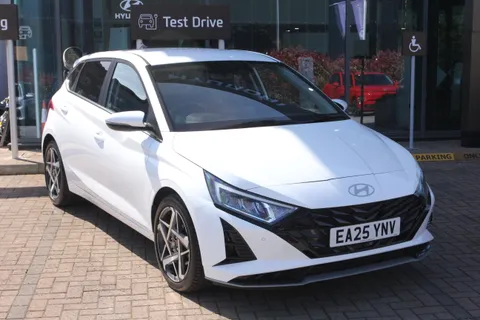 EA25YNV Hyundai i20 1.0T GDi Premium 5dr DCT Thumbnail #2