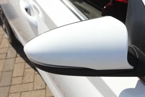 EA25YNV Hyundai i20 1.0T GDi Premium 5dr DCT Thumbnail #5