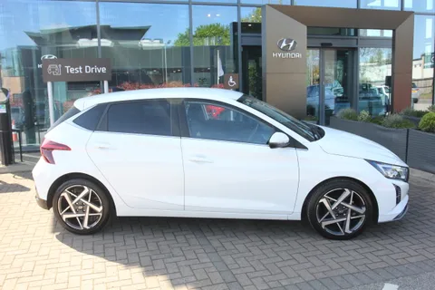 EA25YNV Hyundai i20 1.0T GDi Premium 5dr DCT Thumbnail #7