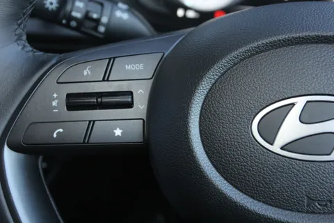 EA25YNV Hyundai i20 1.0T GDi Premium 5dr DCT Thumbnail #19