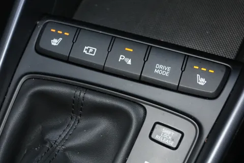 EA25YNV Hyundai i20 1.0T GDi Premium 5dr DCT Thumbnail #24