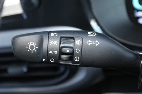EN25AHP Hyundai i10 1.0 [63] Premium 5dr Auto [Nav] Thumbnail #21