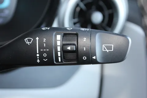 EN25AHP Hyundai i10 1.0 [63] Premium 5dr Auto [Nav] Thumbnail #22