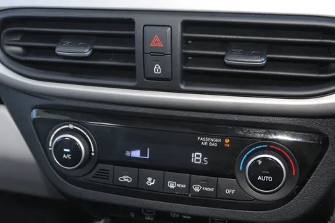 EN25AHP Hyundai i10 1.0 [63] Premium 5dr Auto [Nav] Thumbnail #26