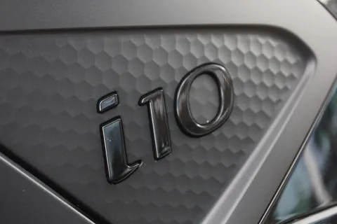 EN25NNO Hyundai i10 1.0 [63] Premium 5dr Auto [Nav] Thumbnail #14