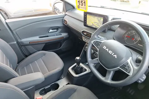 DP23JTO Dacia Sandero Stepway 1.0 TCe Journey 5dr Thumbnail #13