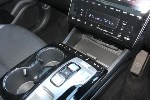 HN23ATF Hyundai Tucson 1.6 TGDi Plug-in Hybrid Ultimate 5dr 4WD Auto Thumbnail #28