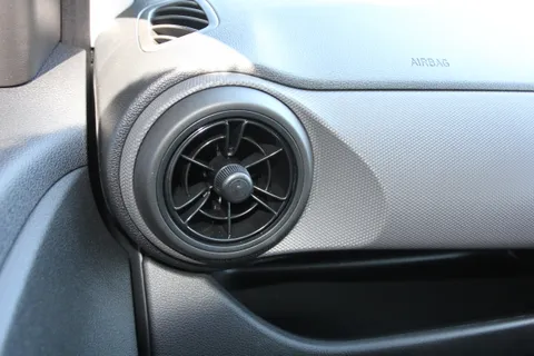 MW75XSB Hyundai i10 1.0 [63] Advance 5dr Auto [Nav] Thumbnail #10