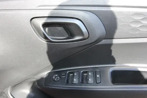 MW75XSB Hyundai i10 1.0 [63] Advance 5dr Auto [Nav] Thumbnail #15