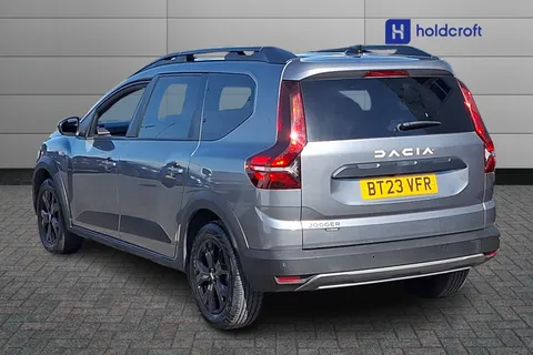 BT23VFR Dacia Jogger 1.6 HEV Extreme SE 5dr Auto Thumbnail #3