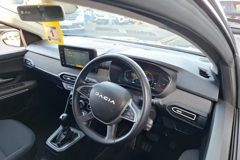 BT23VFR Dacia Jogger 1.6 HEV Extreme SE 5dr Auto Thumbnail #17