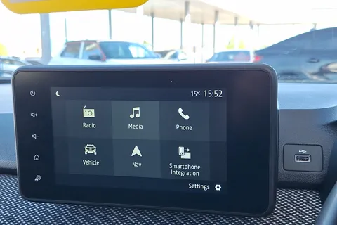 BT23VFR Dacia Jogger 1.6 HEV Extreme SE 5dr Auto Thumbnail #25