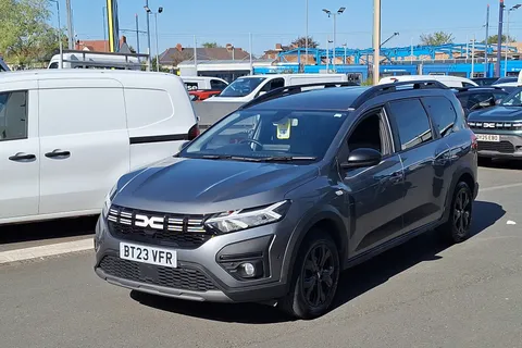 BT23VFR Dacia Jogger 1.6 HEV Extreme SE 5dr Auto Thumbnail #36