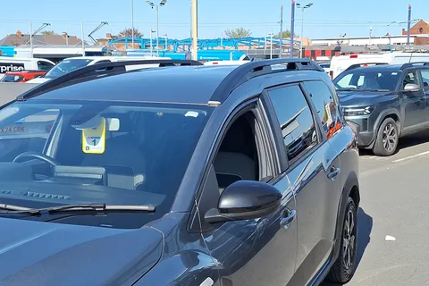 BT23VFR Dacia Jogger 1.6 HEV Extreme SE 5dr Auto Thumbnail #37