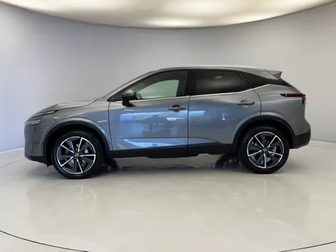 YP22FZY Nissan Qashqai 1.3 DiG-T MH 158 Tekna 5dr Xtronic Thumbnail #6