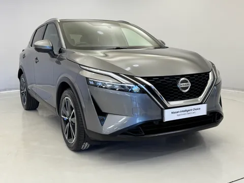 YP22FZY Nissan Qashqai 1.3 DiG-T MH 158 Tekna 5dr Xtronic Thumbnail #2
