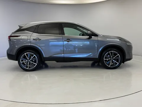 YP22FZY Nissan Qashqai 1.3 DiG-T MH 158 Tekna 5dr Xtronic Thumbnail #10