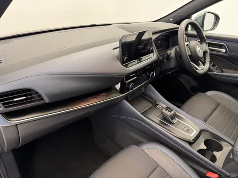 YP22FZY Nissan Qashqai 1.3 DiG-T MH 158 Tekna 5dr Xtronic Thumbnail #14