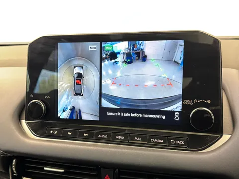 YP22FZY Nissan Qashqai 1.3 DiG-T MH 158 Tekna 5dr Xtronic Thumbnail #28