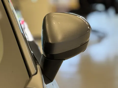 YP22FZY Nissan Qashqai 1.3 DiG-T MH 158 Tekna 5dr Xtronic Thumbnail #35