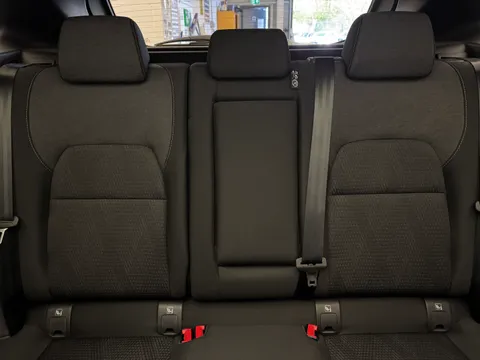 OW72BBZ Nissan Qashqai 1.3 DiG-T MH N-Connecta [Glass Roof] 5dr Thumbnail #18