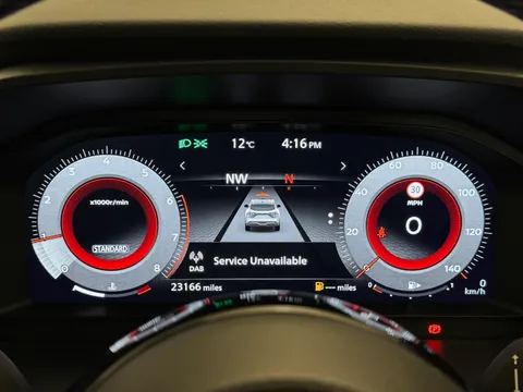 OW72BBZ Nissan Qashqai 1.3 DiG-T MH N-Connecta [Glass Roof] 5dr Thumbnail #28