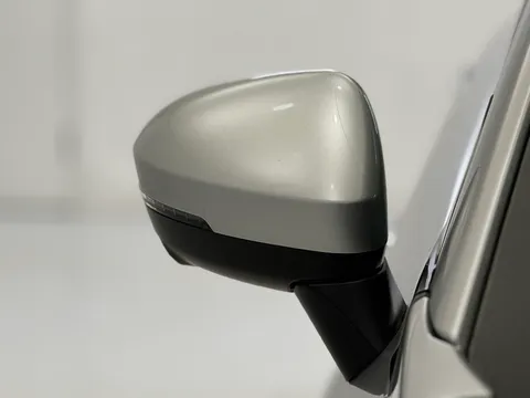 OW72BBZ Nissan Qashqai 1.3 DiG-T MH N-Connecta [Glass Roof] 5dr Thumbnail #30