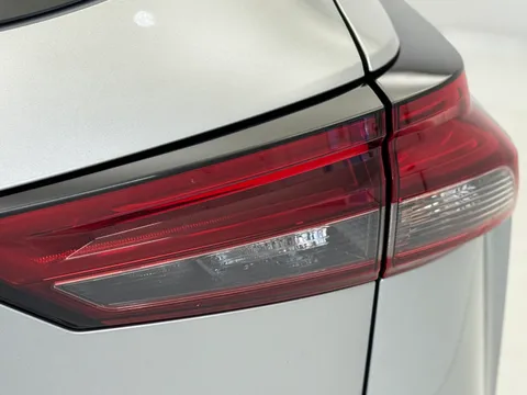 OW72BBZ Nissan Qashqai 1.3 DiG-T MH N-Connecta [Glass Roof] 5dr Thumbnail #33