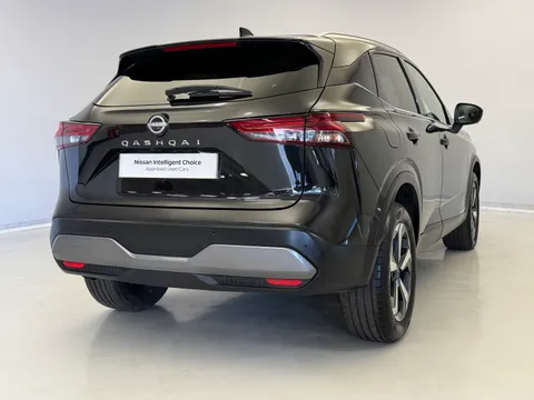 DY24LTO Nissan Qashqai 1.3 DiG-T MH N-Connecta [Glass Roof] 5dr Thumbnail #7