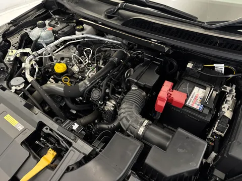 DY24LTO Nissan Qashqai 1.3 DiG-T MH N-Connecta [Glass Roof] 5dr Thumbnail #29