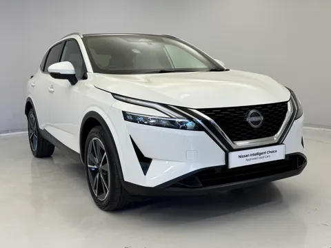 DU72YPV Nissan Qashqai 1.3 DiG-T MH 158 Tekna 5dr Xtronic Thumbnail #2