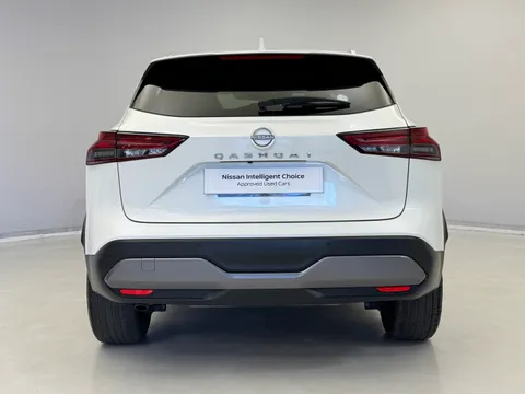 DU72YPV Nissan Qashqai 1.3 DiG-T MH 158 Tekna 5dr Xtronic Thumbnail #8