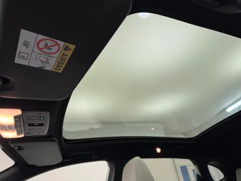 DU72YPV Nissan Qashqai 1.3 DiG-T MH 158 Tekna 5dr Xtronic Thumbnail #16