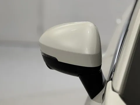 DU72YPV Nissan Qashqai 1.3 DiG-T MH 158 Tekna 5dr Xtronic Thumbnail #35