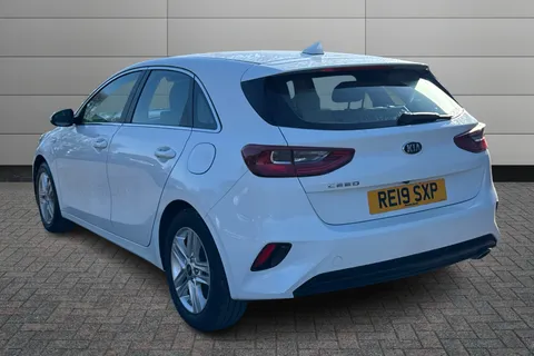 RE19SXP Kia Ceed 1.0T GDi ISG 2 NAV 5dr Thumbnail #4
