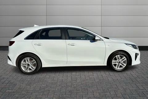 RE19SXP Kia Ceed 1.0T GDi ISG 2 NAV 5dr Thumbnail #6