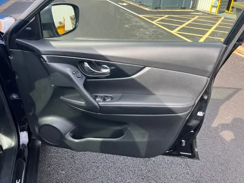 LN70UMX Nissan X-Trail 1.7 dCi N-Tec 5dr 4WD [7 Seat] Thumbnail #15