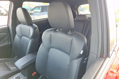 29 of 40 for MITSUBISHI OUTLANDER 2.4 PHEV 4hs 5dr Auto