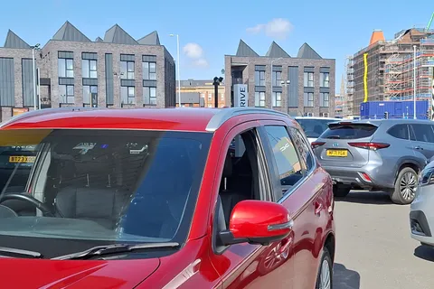 28 of 40 for MITSUBISHI OUTLANDER 2.4 PHEV 4hs 5dr Auto