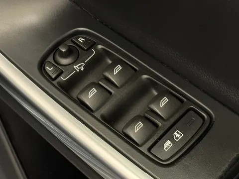 BA66FZW Volvo V60 D4 [190] Cross Country Lux Nav 5dr AWD Geartronic Thumbnail #23