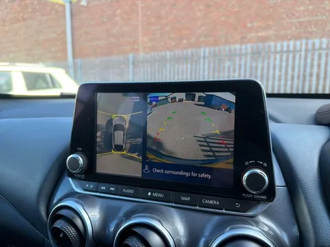 VE71YXF Nissan Juke 1.0 DiG-T 114 Tekna 5dr Thumbnail #15