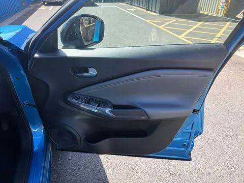 VE71YXF Nissan Juke 1.0 DiG-T 114 Tekna 5dr Thumbnail #18