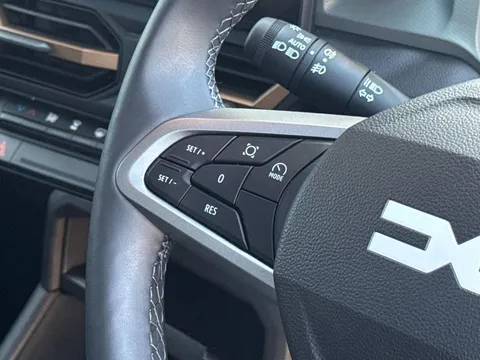 BW75UJZ Dacia Duster 1.2 TCe 130 Extreme 5dr 4X4 Thumbnail #21